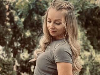 Elliette - Live porn &amp; sex cam - 17684150