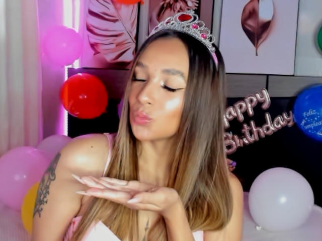 SarahWest - Live porn &amp; sex cam - 17685102