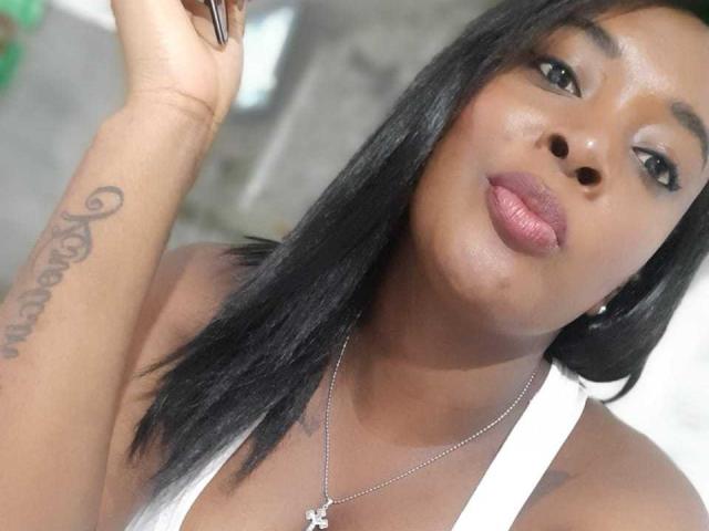 EmaEthan - Sexe cam en vivo - 17692910