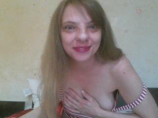 BlondyMarianne - Live porn &amp; sex cam - 17694778