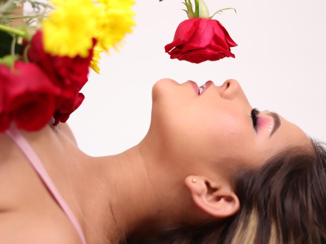 LilaLutz - Live sex cam - 17698402