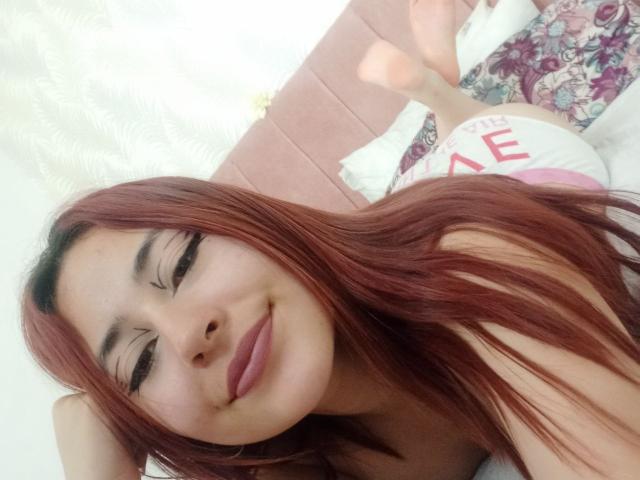 ChristineMeyer - Live porn &amp; sex cam - 17709830