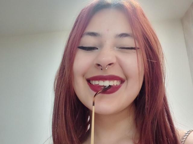 ChristineMeyer - Live sex cam - 17709954