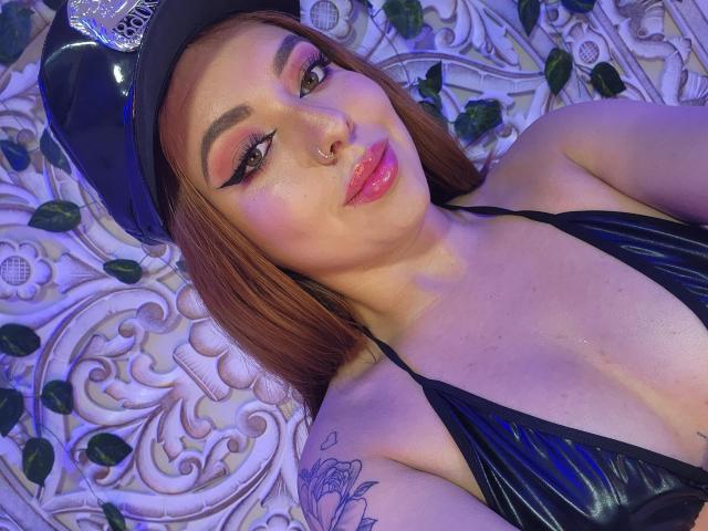 AngieTaylorr - сексуальная веб-камера в реальном времени - 17716722