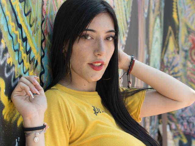 VioletaParr - сексуальная веб-камера в реальном времени - 17718962