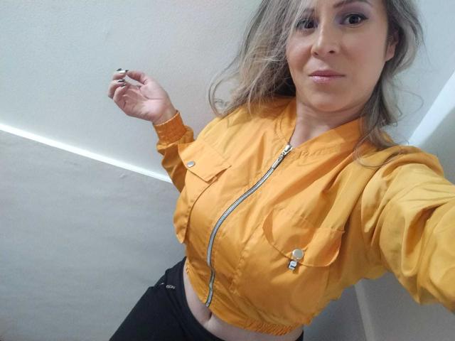 Contelaya - Live sex cam - 17719122