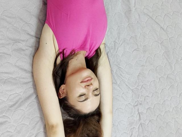 KaraCriegs - Live porn &amp; sex cam - 17720566