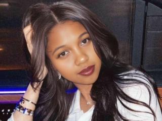 LaraHottLove - сексуальная веб-камера в реальном времени - 17721402