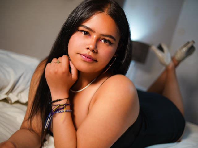 ChloeRomeo - Live porn &amp; sex cam - 17724854