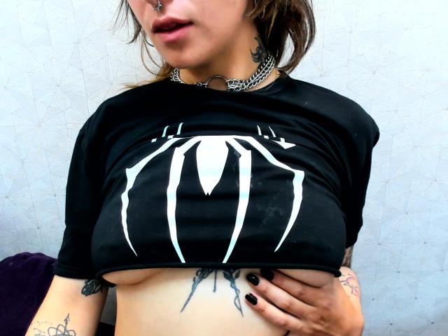 AmySpider - 라이브 포르노 &amp; 섹스 캠 - 17725334