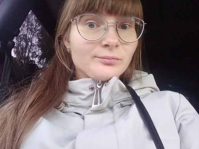 KiraGoldens - Live sex cam - 17727702