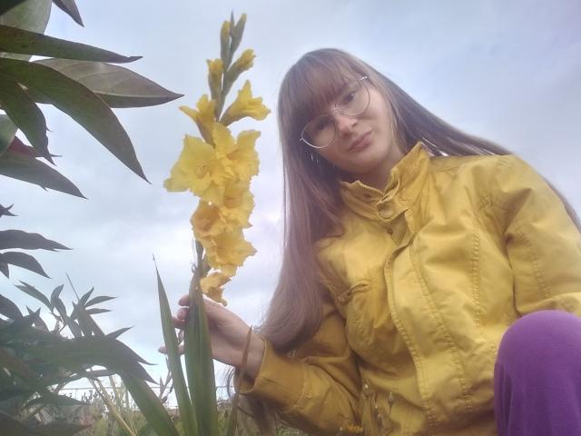 KiraGoldens - Live sex cam - 17727750