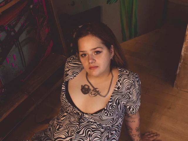 EmiliCandy - Sexe cam en vivo - 17728902
