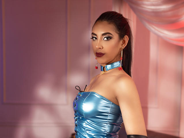 MiahEvanz - сексуальная веб-камера в реальном времени - 17734722