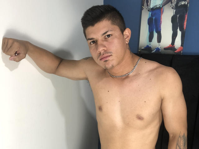 DiegoX - Sexe cam en vivo - 17735638