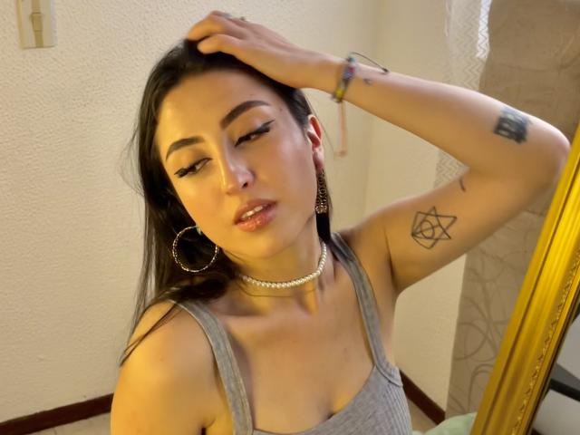 MiaFischer - Sexe cam en vivo - 17737066