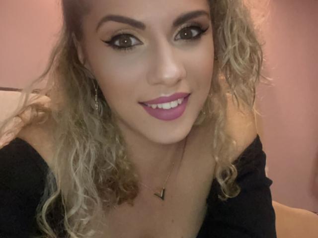LucilleXSugar - Live sex cam - 17737106