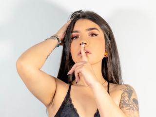MadieLane - Live sex cam - 17747554
