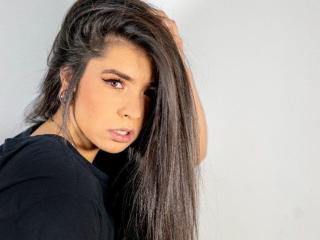 MadieLane - Live sex cam - 17747646