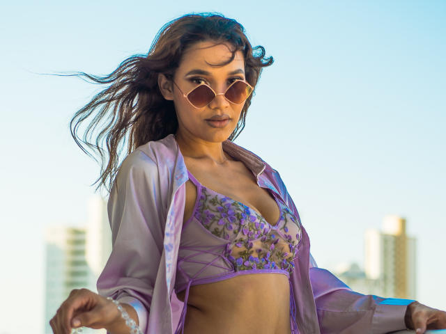 LuciaCortez - Live porn &amp; sex cam - 17749570