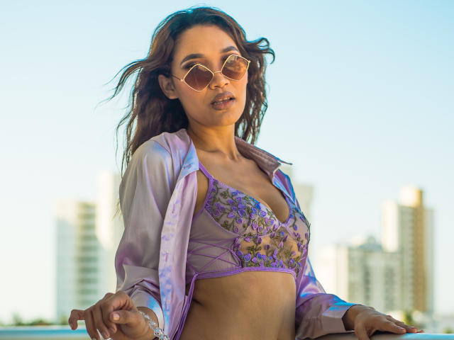 LuciaCortez - Live porn &amp; sex cam - 17749674