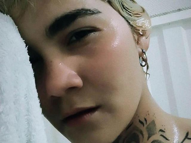 AnaaRoman - Camera khiêu dâm &amp; quyến rũ trực tiếp - 17753250