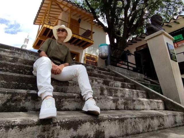 AnaaRoman - Camera khiêu dâm &amp; quyến rũ trực tiếp - 17753278