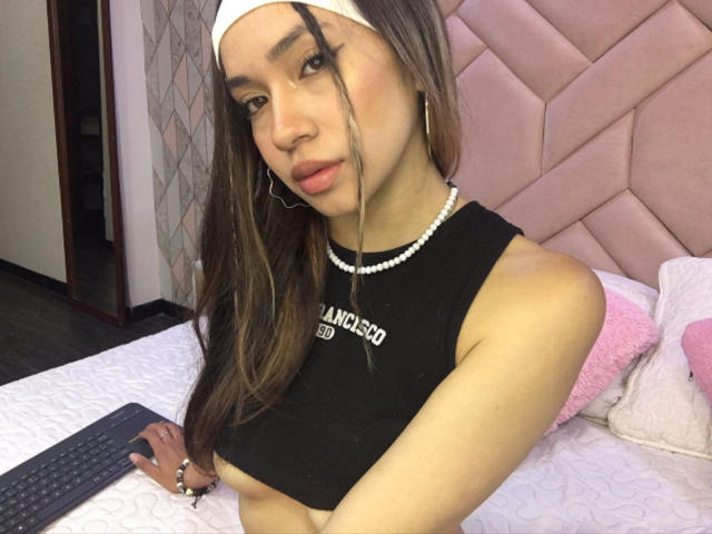 SharaAdams - Sexe cam en vivo - 17755706