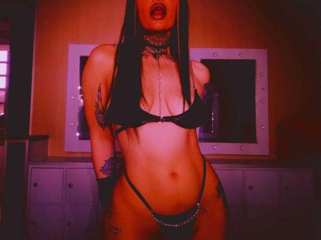 AlannaJade - Live porn &amp; sex cam - 17758462