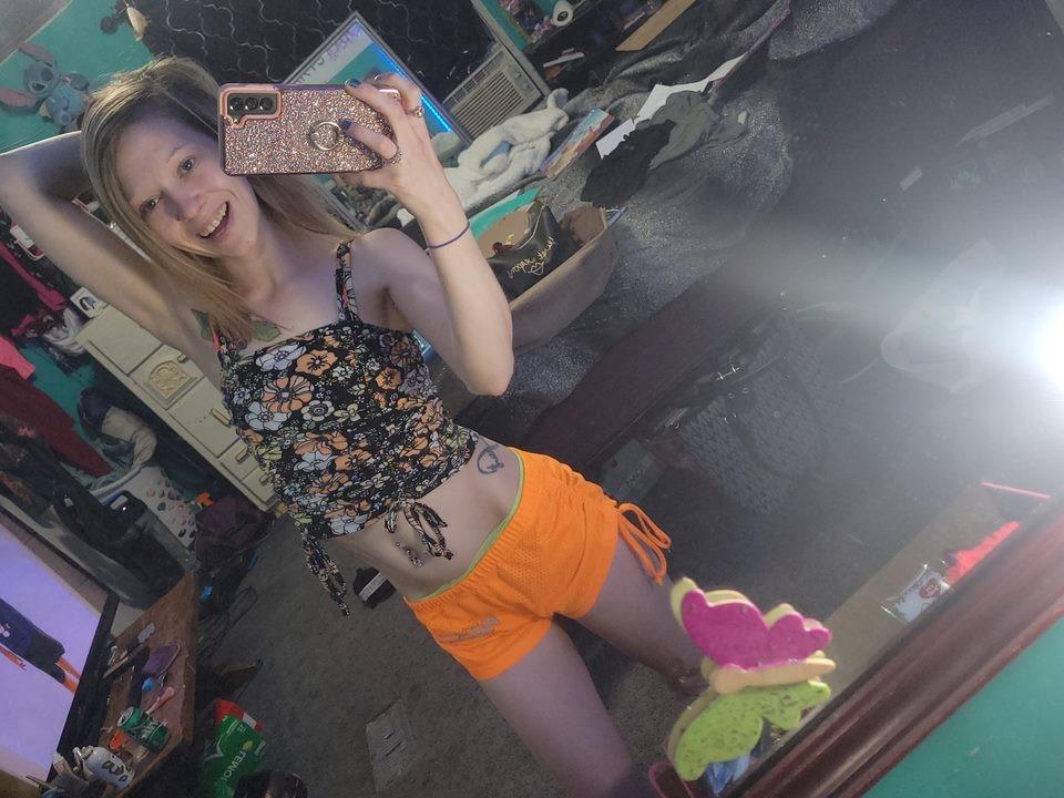 BadGirlAllTheTime - Sexe cam en vivo - 17763598