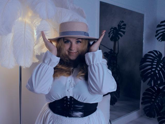 JessikaDaniels - Élő pornó és szexkamera - 17765138