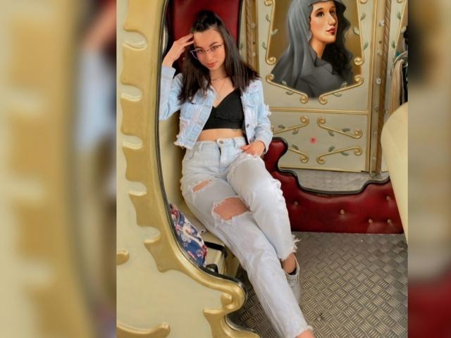 CamilleRios - Live sex cam - 17765818