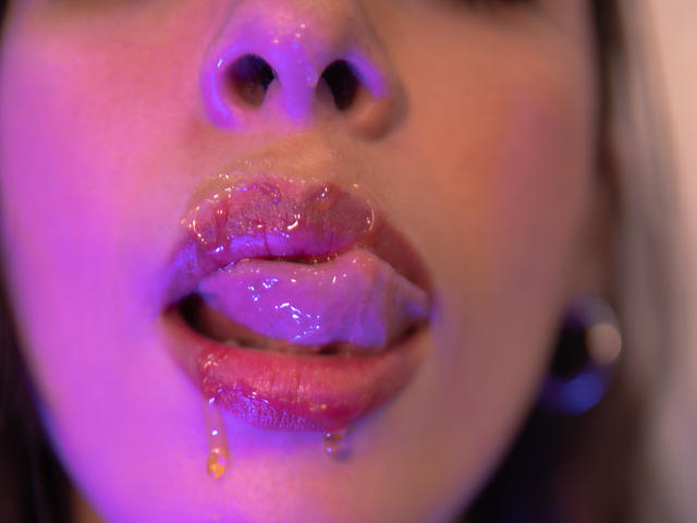 ValentineOlson - Live Sex Cam - 17775290