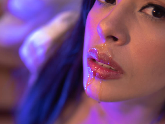 ValentineOlson - Live Sex Cam - 17775334