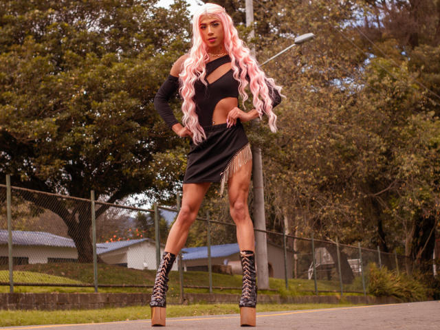 AlessandraFerrer - сексуальная веб-камера в реальном времени - 17776038