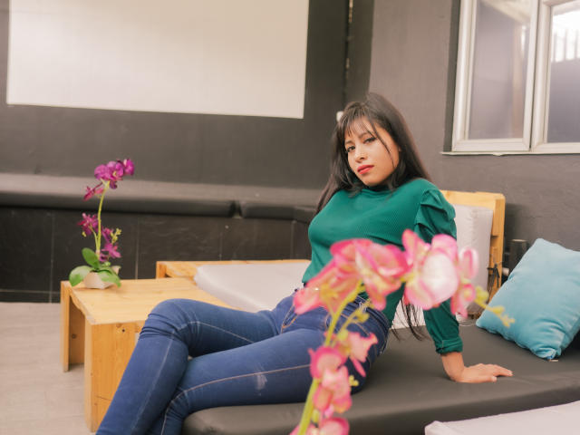 GretaBaker - Camera khiêu dâm &amp; quyến rũ trực tiếp - 17777102