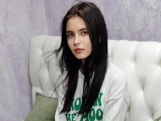 NicoleFlower - Live sex cam - 17783310