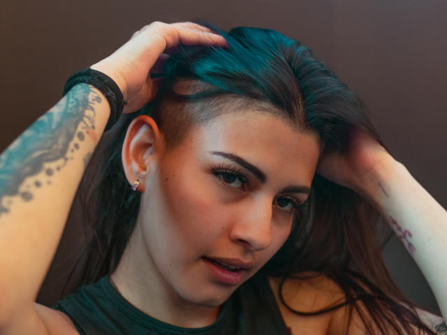 SairaWett - Live porn &amp; sex cam - 17790710