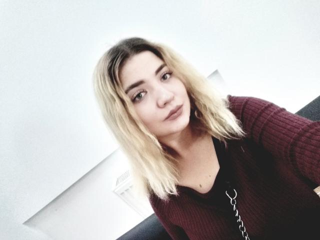 HannaCurly - Sexe cam en vivo - 17792710