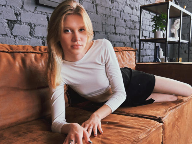 ChloeMorgan - Sexe cam en vivo - 17799930