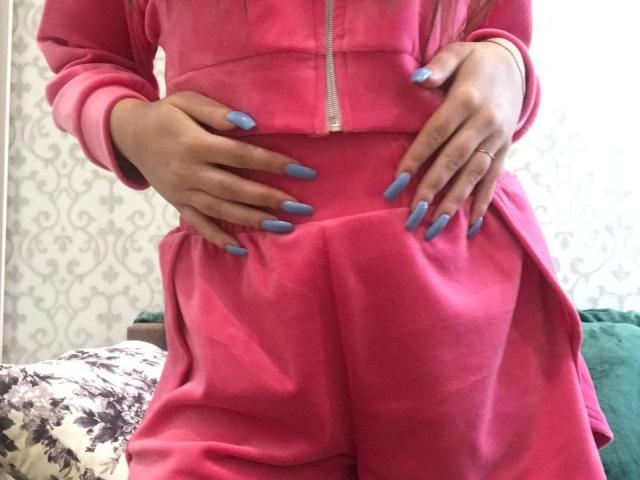 Fellinia - Live porno og sexkamera - 17800882