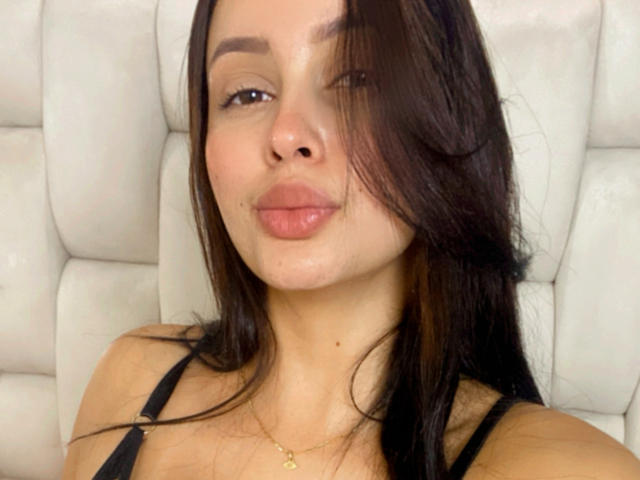 EmilyParkerr - сексуальная веб-камера в реальном времени - 17807774