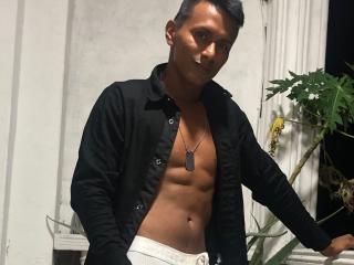 AlbertsBig - Live porn &amp; sex cam - 17809106