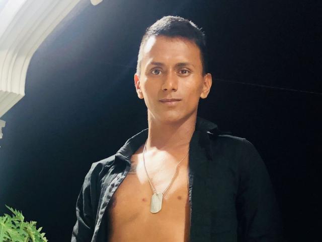 AlbertsBig - Sexe cam en vivo - 17809114