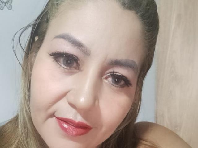 SandraHotI - сексуальная веб-камера в реальном времени - 17810522