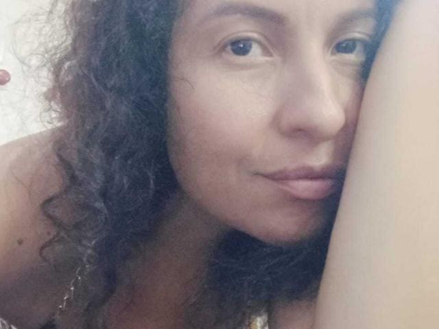 EroticSasha - Élő pornó és szexkamera - 17810566