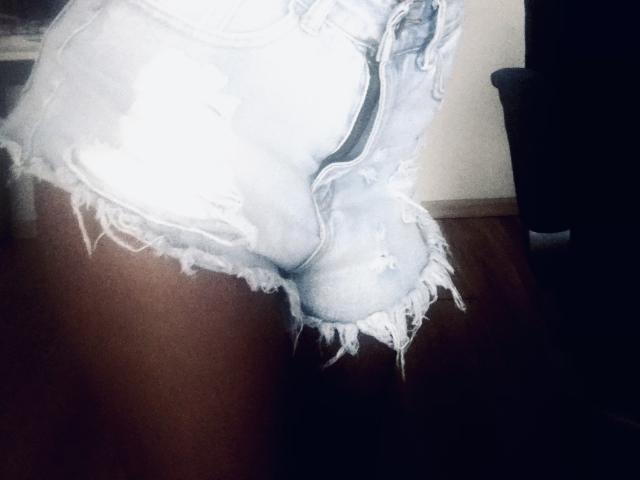 Julaiya - Live porn &amp; sex cam - 17813210