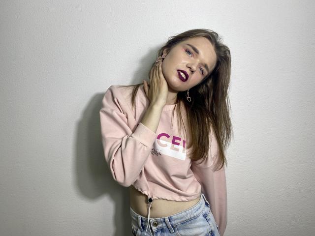 DaylinaLops - Live porn &amp; sex cam - 17814726