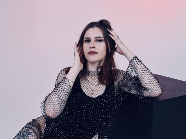 MollyTravis - Live sexe cam - 17818670