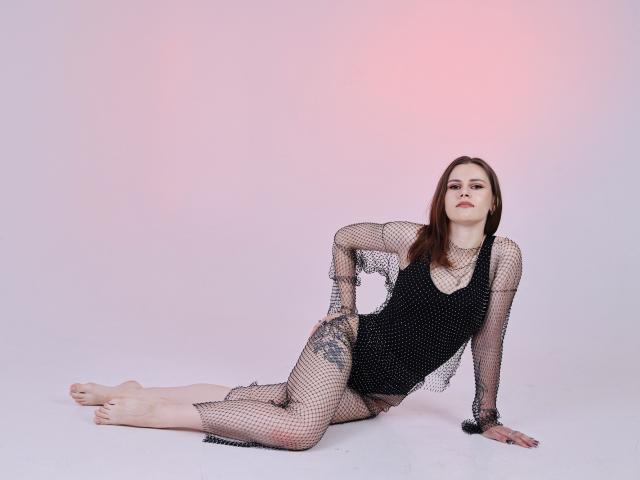 MollyTravis - Live porn &amp; sex cam - 17818674